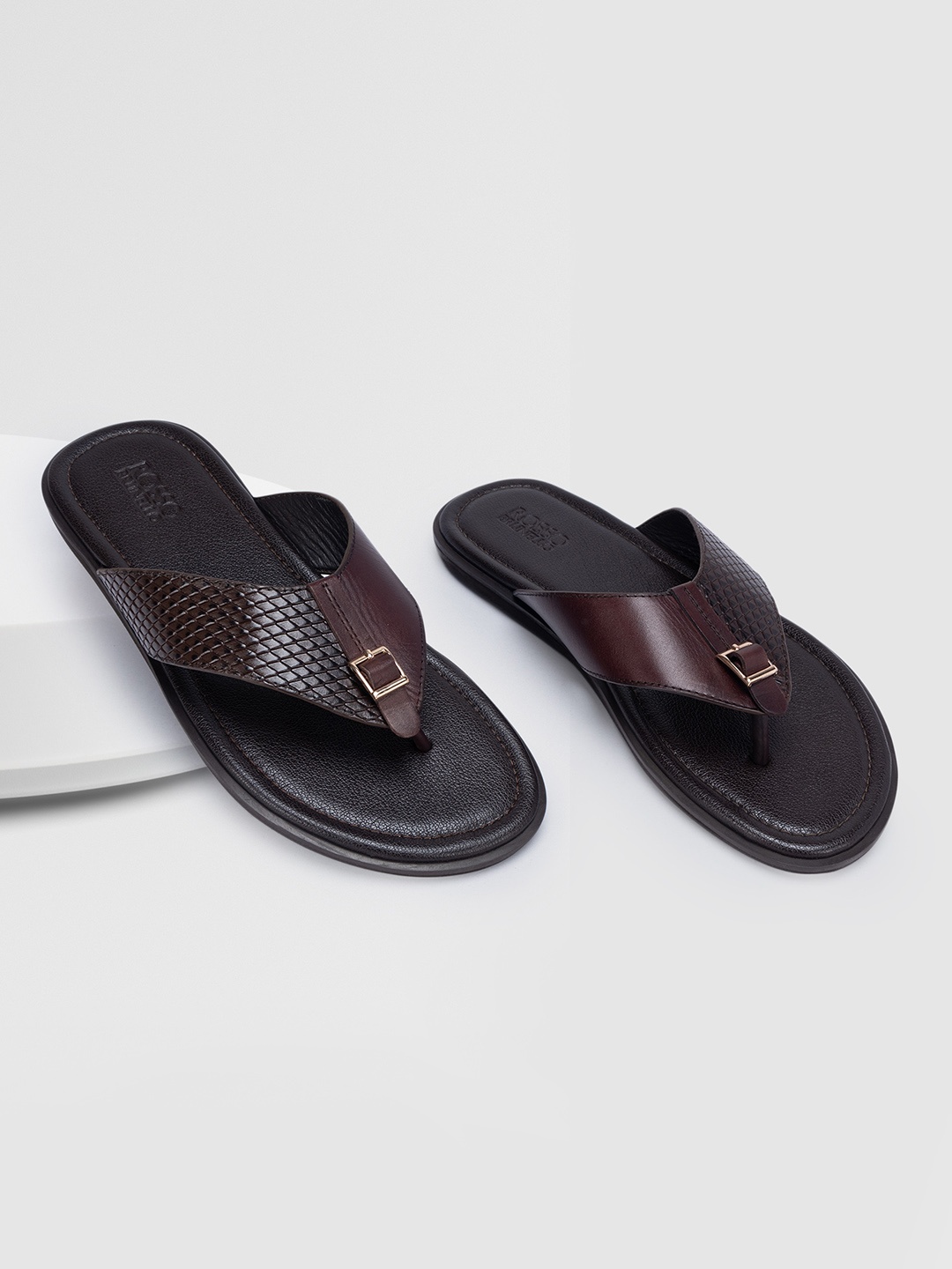 

ROSSO BRUNELLO Men Textured Leather Comfort Sandals, Brown