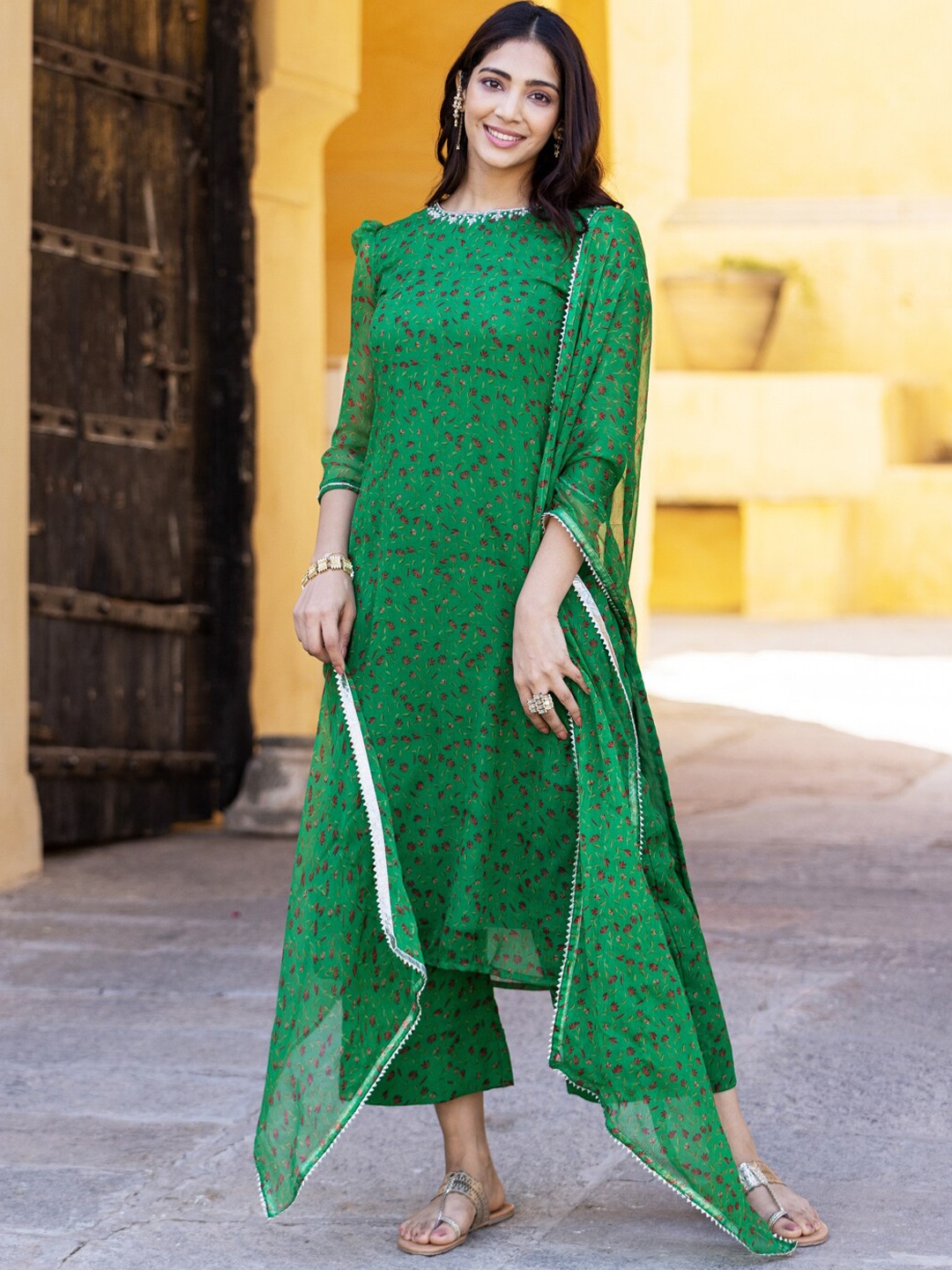 

Ambraee Floral Printed Thread Work Kurta With Palazzos & Dupatta, Green