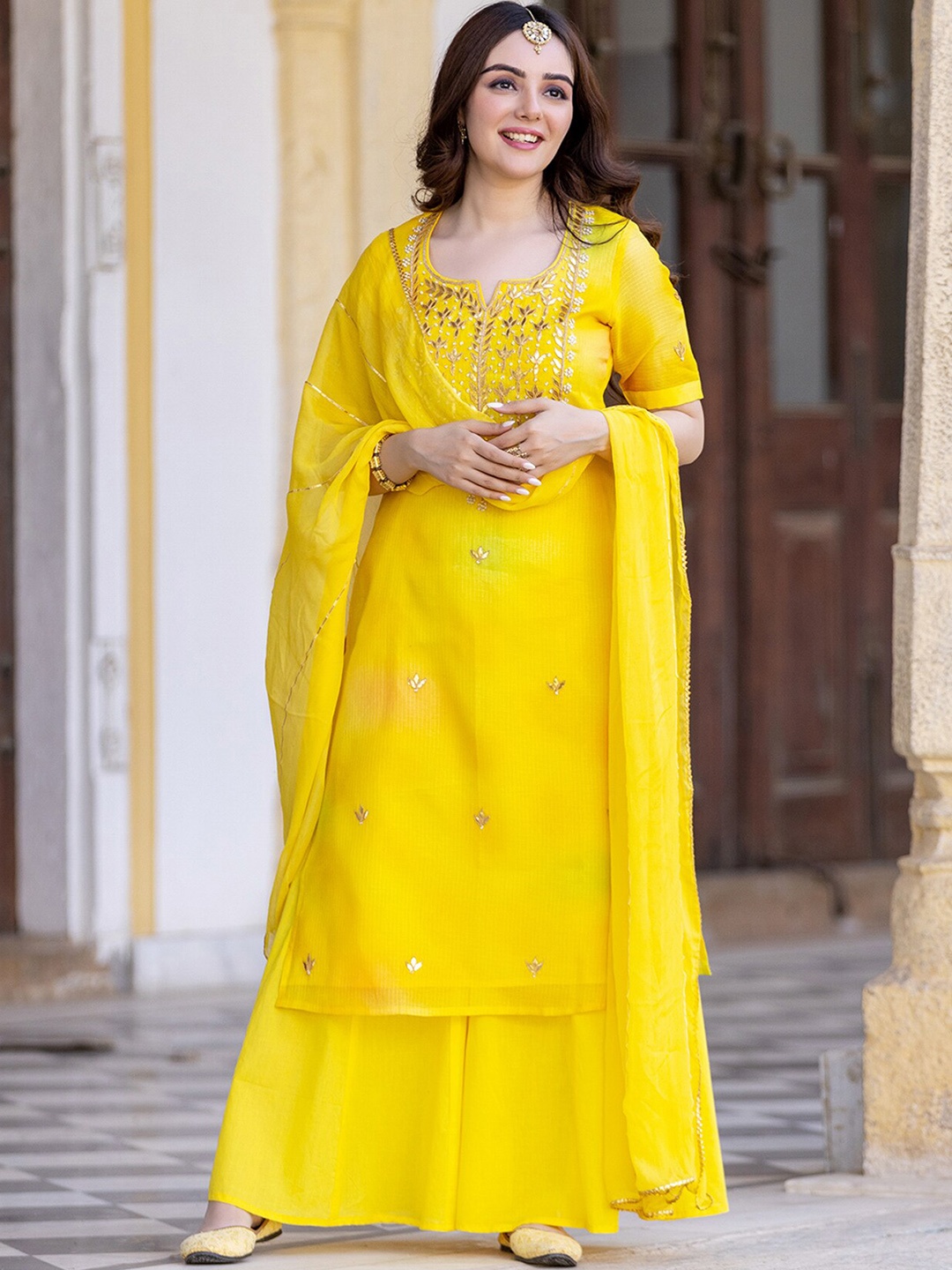 

Ambraee Floral Embroidered Kurta With Palazzos & Dupatta, Yellow