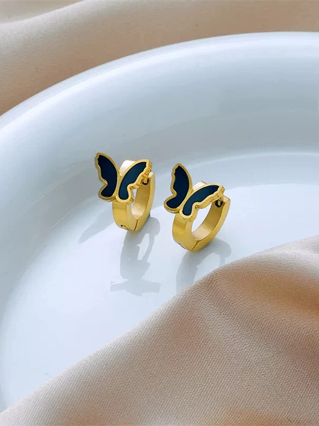 

EL REGALO Gold-Plated Circular Hoop Earrings
