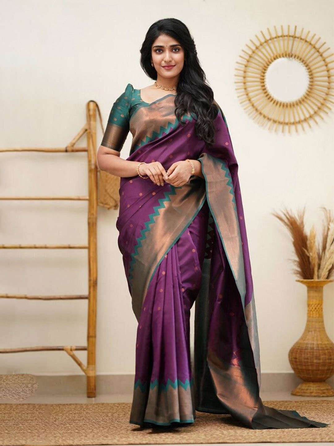 

TEREZA Woven Design Zari Pure Silk Kanjeevaram Saree, Purple