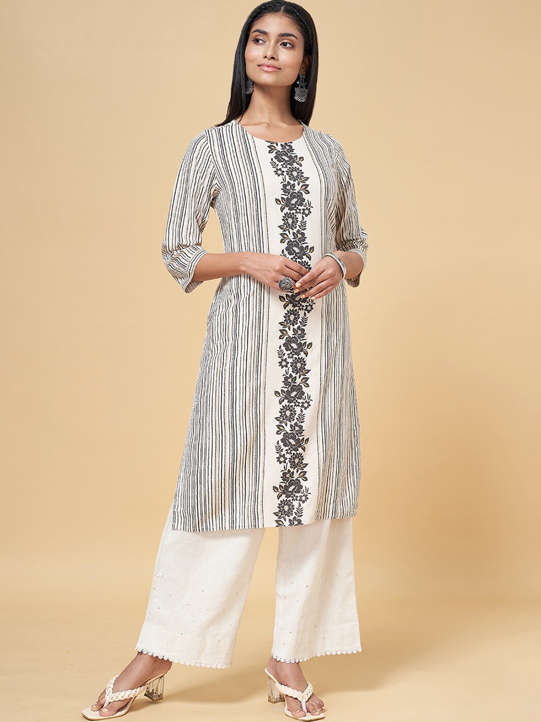 

RANGMANCH BY PANTALOONS Floral Printed Round Neck Kurta, Off white