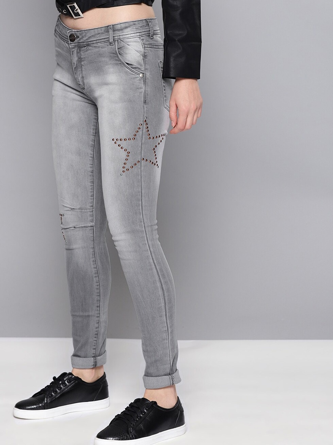 

Mast & Harbour Women Embellished Mildly Distressed Light Fade Jeans, Grey