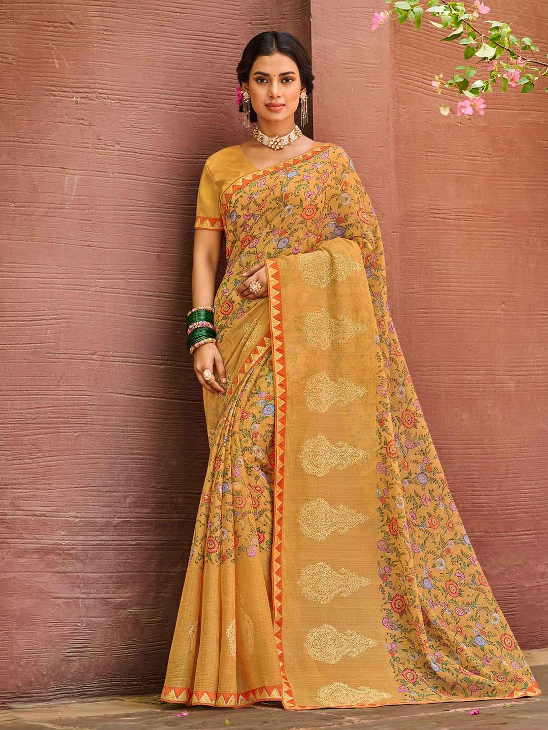 

Laxmipati Floral Printed Saree, Yellow