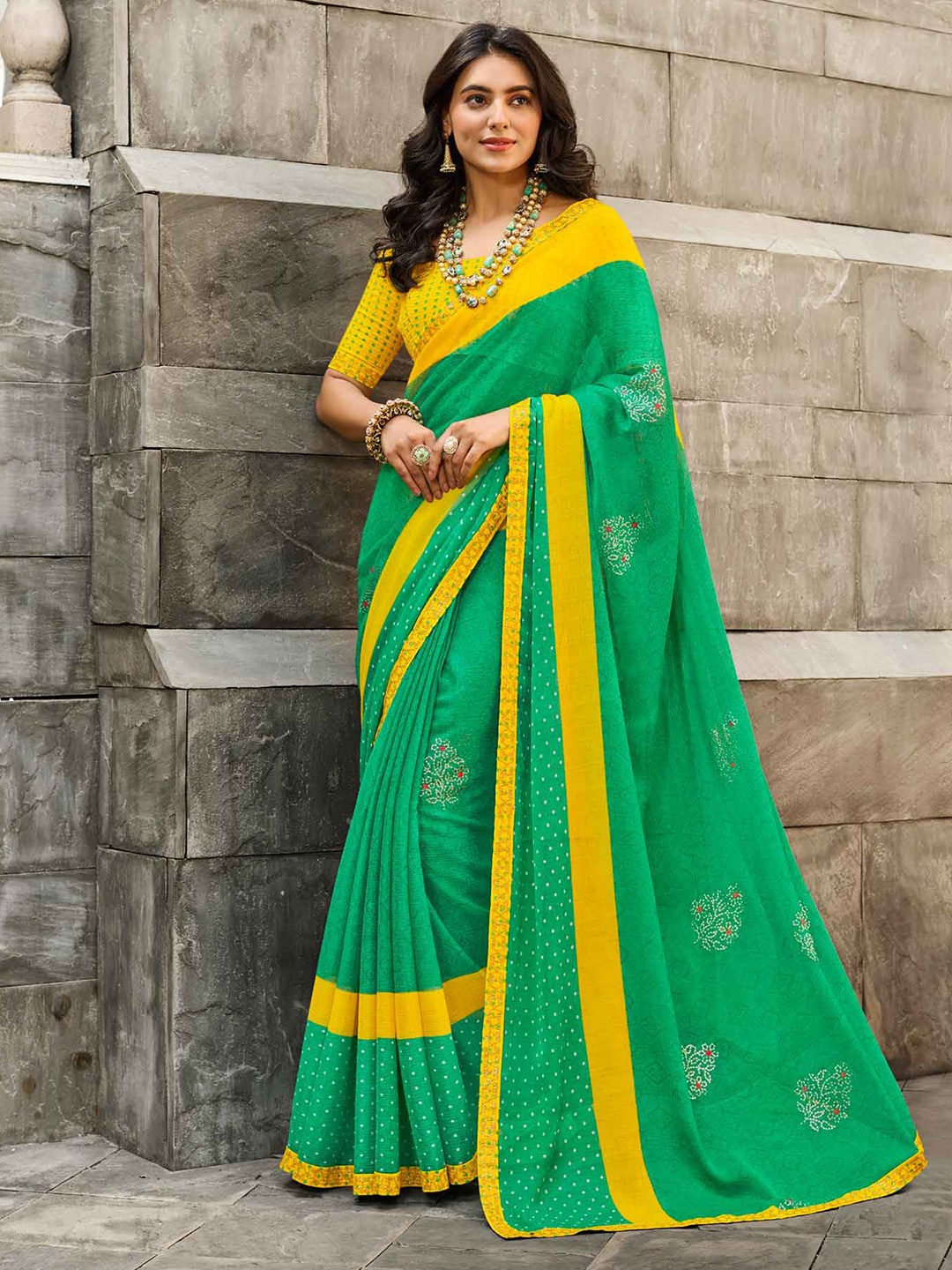 

Laxmipati Floral Printed Saree, Green