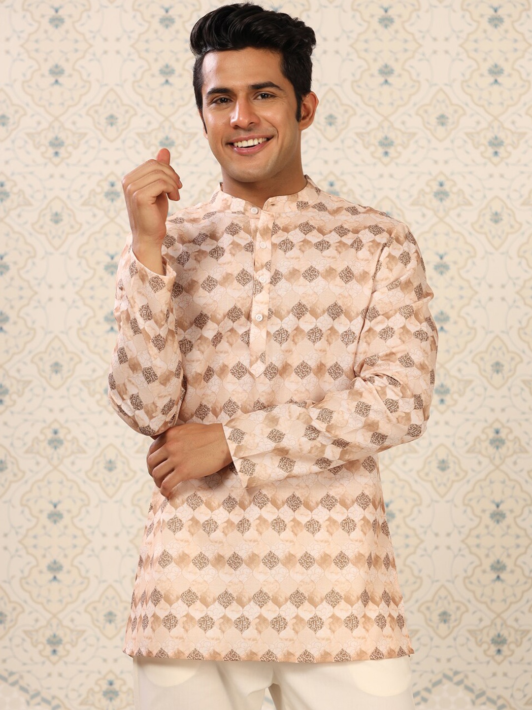 

Ode by House of Pataudi Ethnic Motifs Printed Kurta, Brown