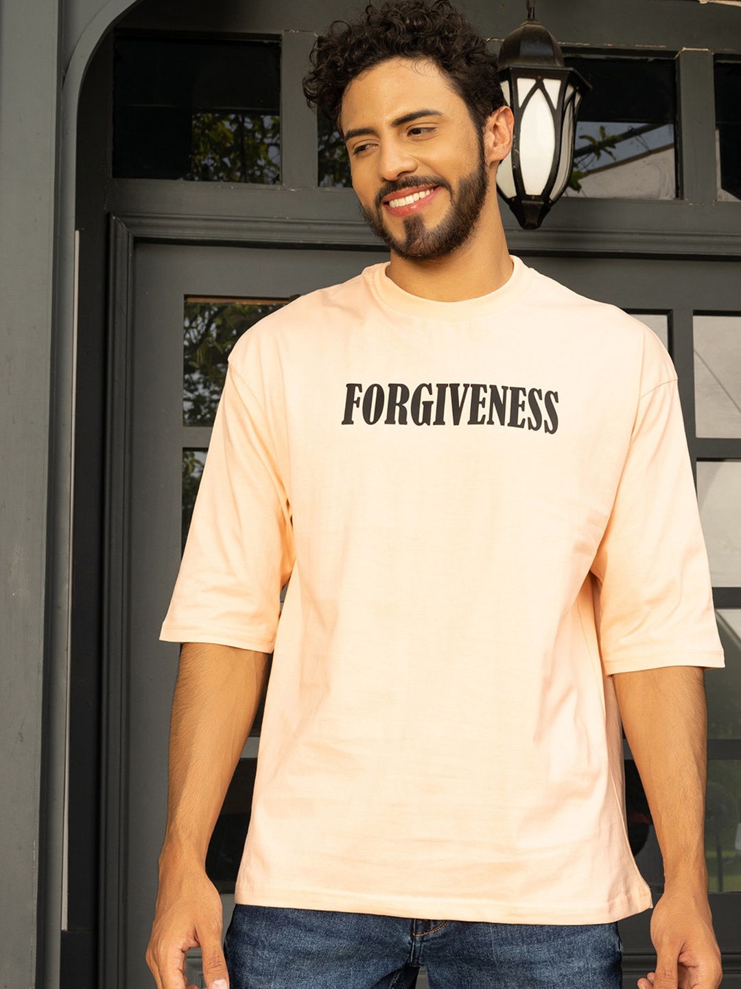 

Gavin Paris Typography Printed Drop-Shoulder Oversized Cotton T-shirt, Peach