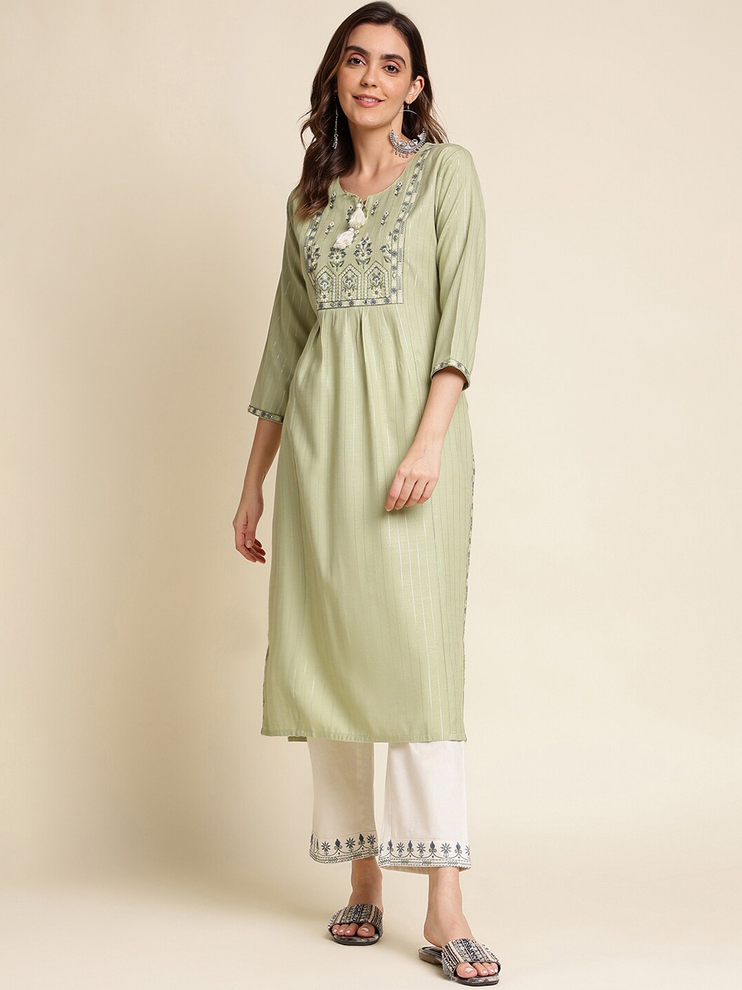 

Ishin Embroidered Keyhole Neck Silk Kurta, Lime green