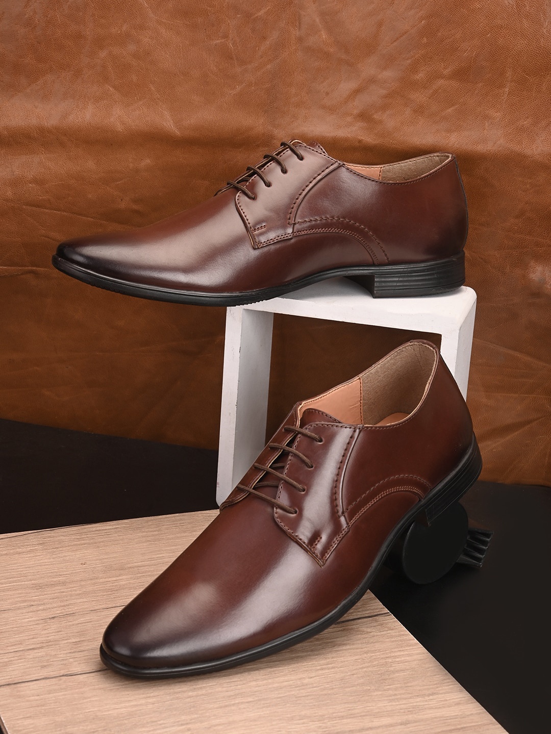 

ALBERTO MORENO Men Pointed Toe Formal Derbys, Burgundy