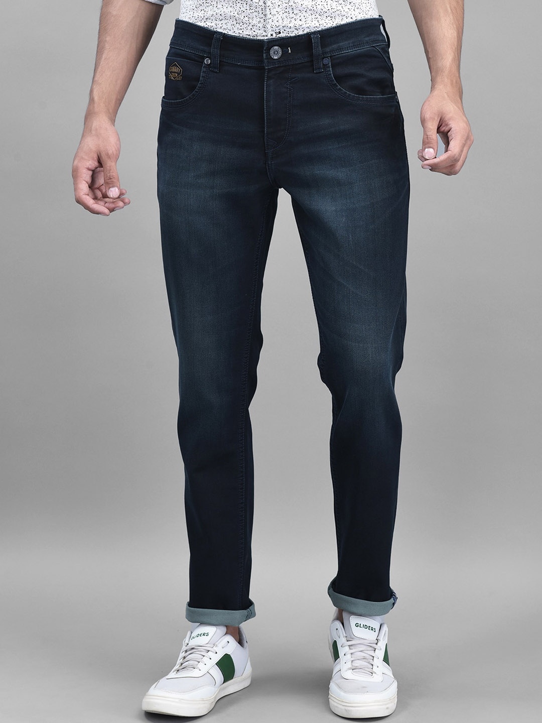 

Canary London Men Smart Slim Fit Low-Rise Light Fade Stretchable Jeans, Blue