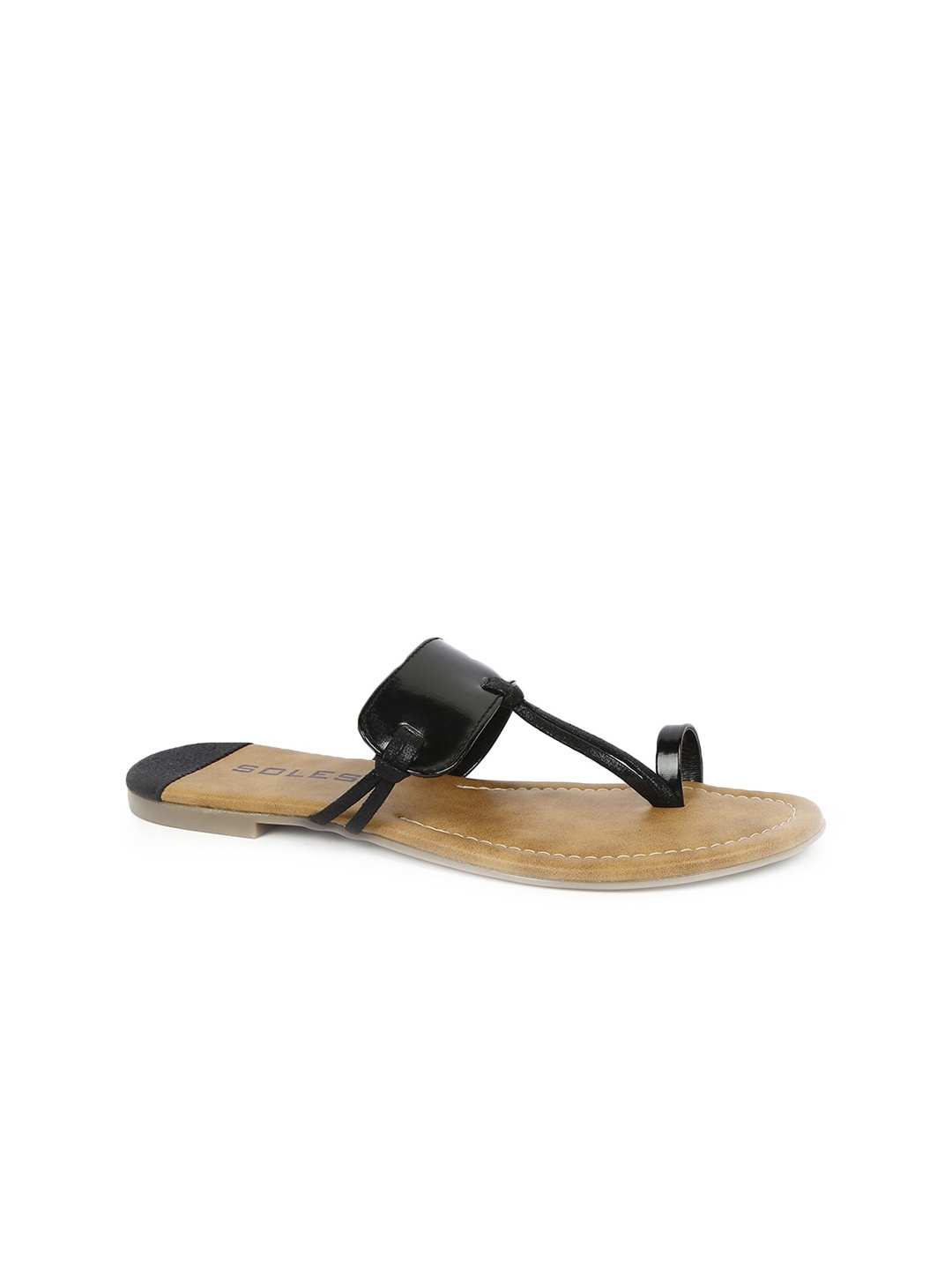 

SOLES One Toe T-Strap Flats, Black