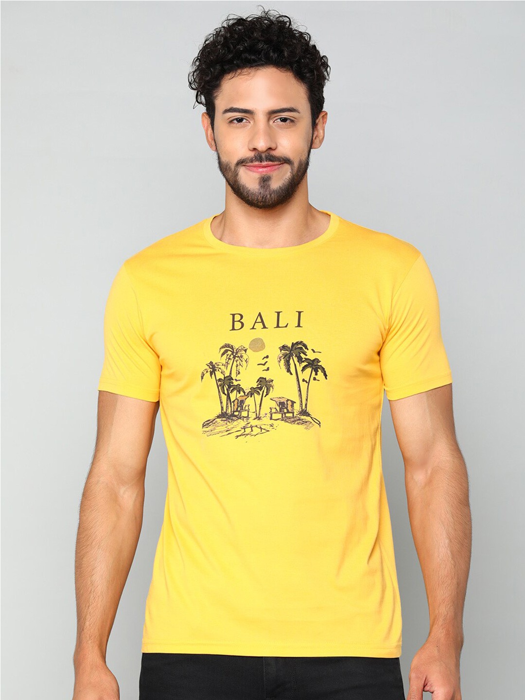 

Mast & Harbour Men Yellow Graphic Printed Cotton T-shirt