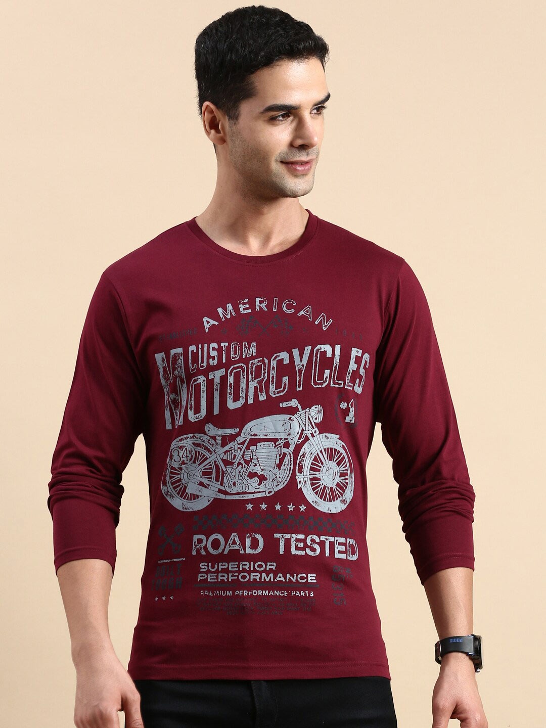 

BLACK RADIO Men Typography Printed Pure Cotton T-shirt, Maroon