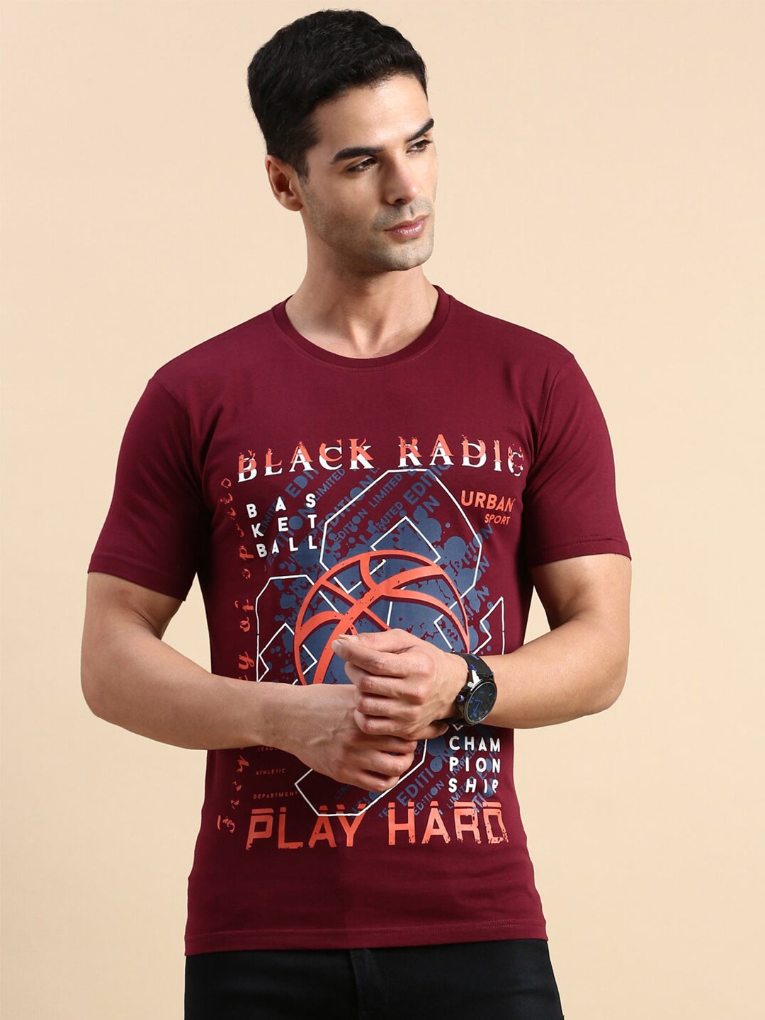 

BLACK RADIO Men Typography Printed Pure Cotton T-shirt, Maroon