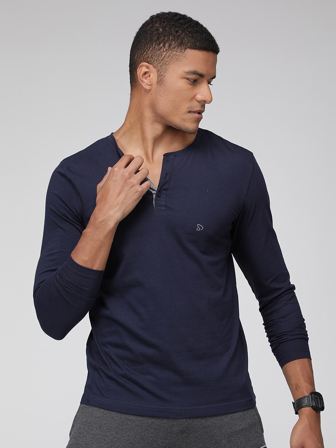 

SPORTO Henley Neck Casual T-Shirt, Navy blue