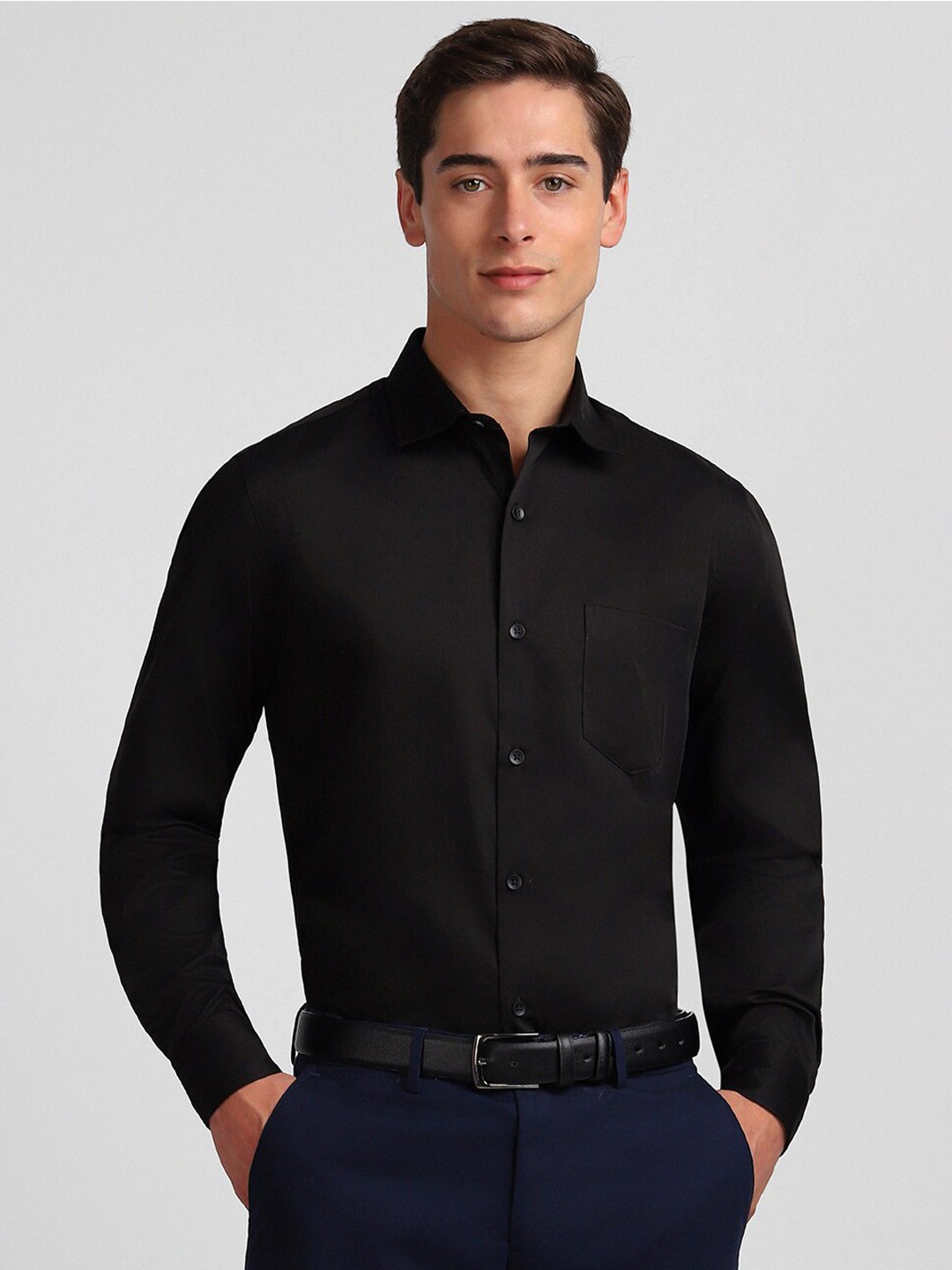

Allen Solly Slim Fit Opaque Pure Cotton Casual Shirt, Black