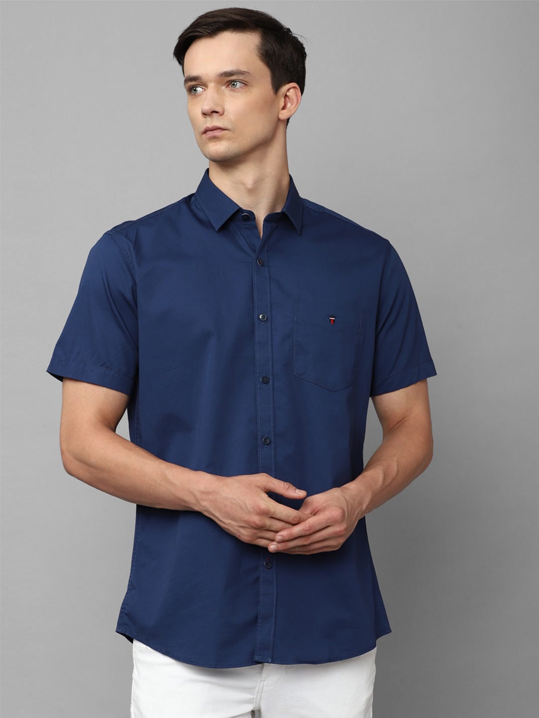 

Louis Philippe Sport Slim Fit Opaque Pure Cotton Casual Shirt, Navy blue