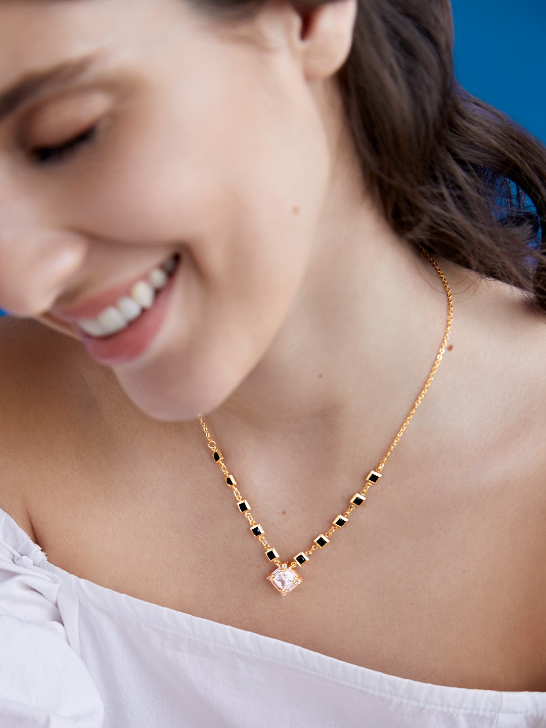 

AIKA BY MINUTIAE Gold-Plated Artificial Stones and Beads Mangalsutra