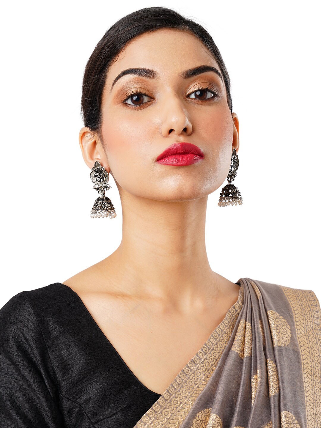

Anouk Silver-Plated Studded & Beaded Dome Shaped Jhumkas Earrings