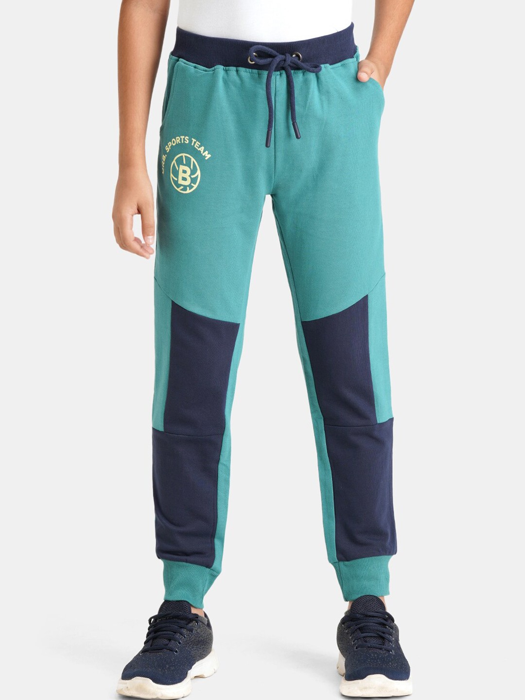 

Urbano Juniors Boys Colourblocked Pure Cotton Stretchable Joggers, Green
