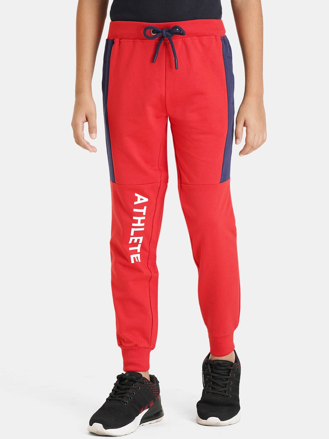 

Urbano Juniors Boys Colorblocked Printed Cotton Mid-Rise Joggers, Red