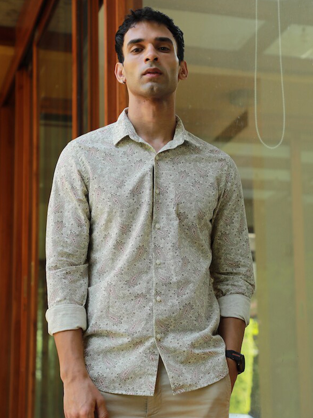 

POE Men Beige Smart Slim Fit Paisely Printed Cotton Linen Shirt, Green
