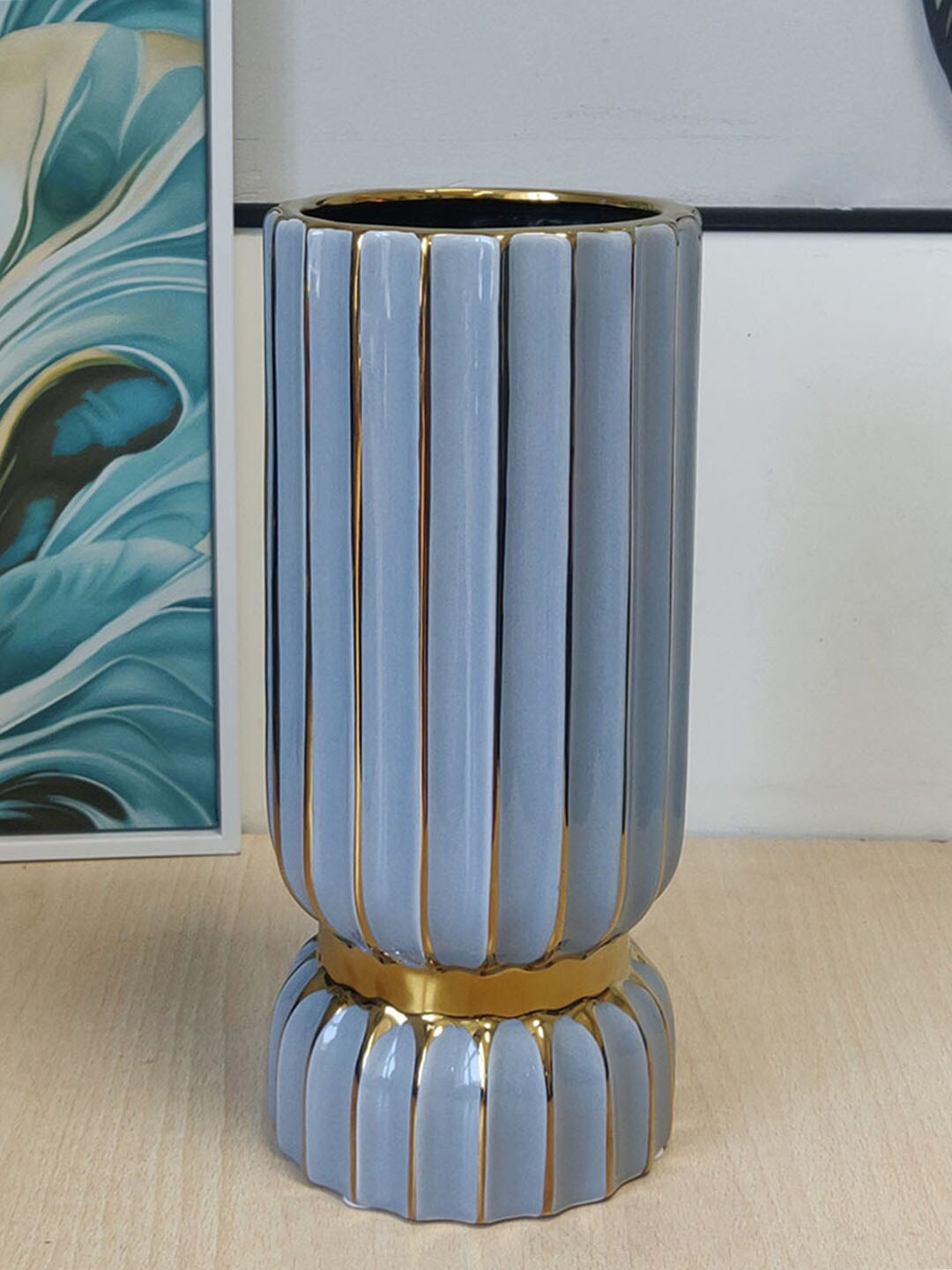 

Art Street Grey Geometric Ridges Flower Vase