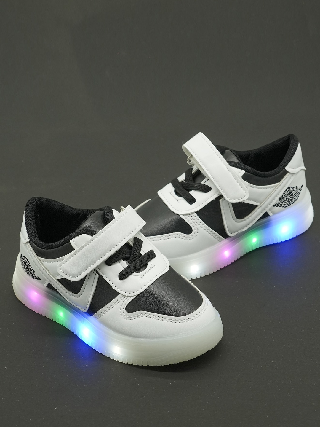 

FEETWELL SHOES Kids Colourblocked LED Velcro Sneakers, Black
