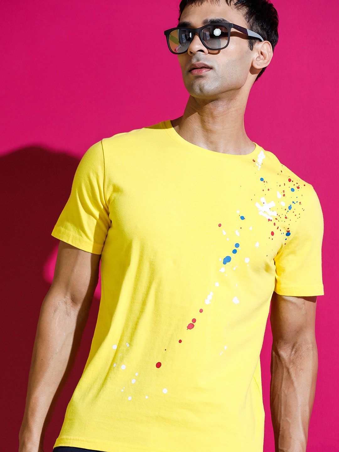 

WROGN Abstract Printed Cotton Casual Slim Fit T-shirt, Yellow