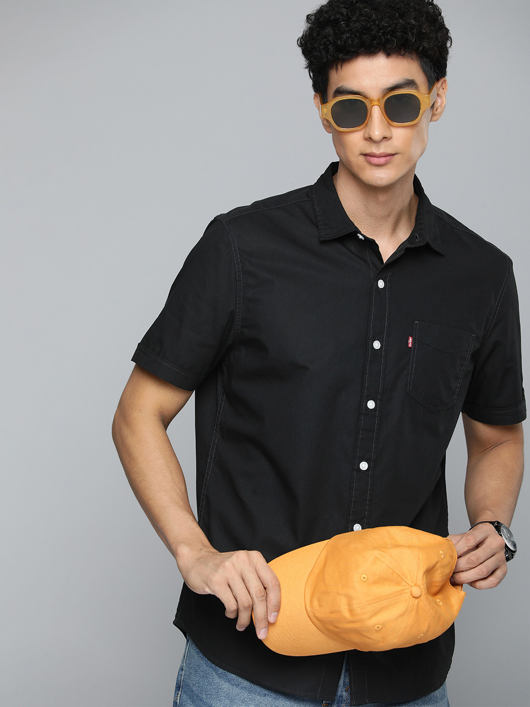 

Levis Slim Fit Pure Cotton Casual Shirt, Black