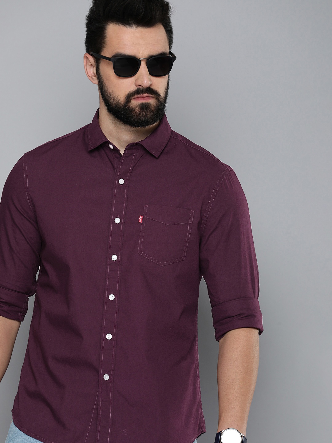 

Levis Men Pure Cotton Slim Fit Solid Casual Shirt, Purple