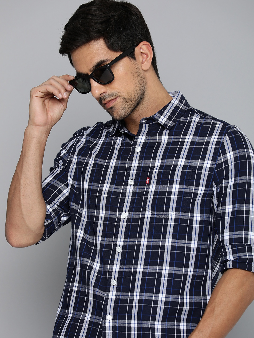 

Levis Slim Fit Checked Pure Cotton Casual Shirt, Navy blue
