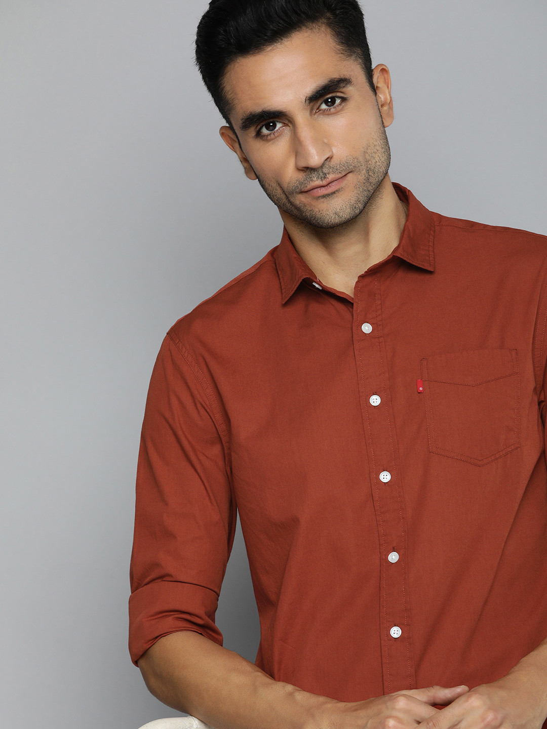 

Levis Solid Slim Fit Pure Cotton Casual Shirt, Rust