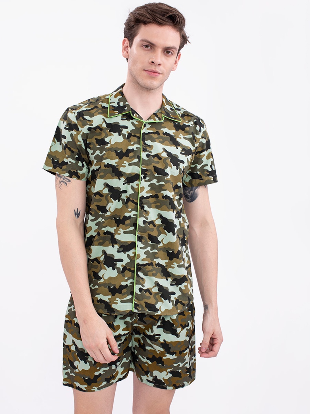 

Snitch Green Printed Pure Cotton Co-Ords