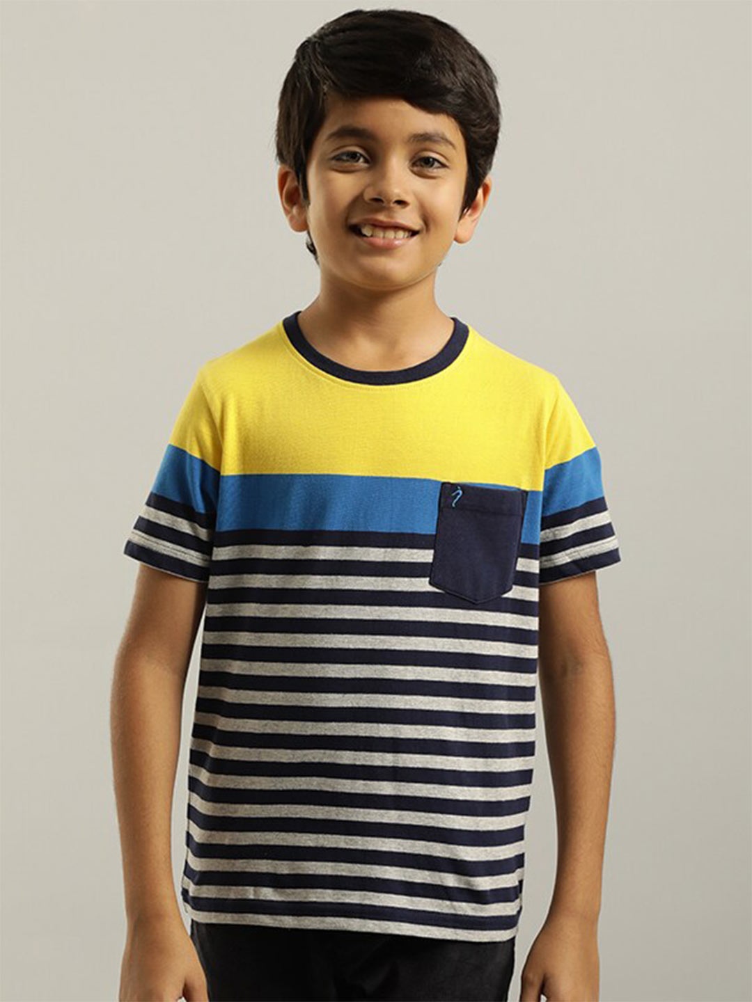 

Indian Terrain Boys Colourblocked Pure Cotton T-shirt, Blue