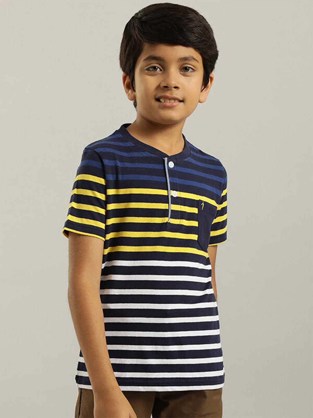 

Indian Terrain Boys Striped Pure Cotton T-shirt, Navy blue