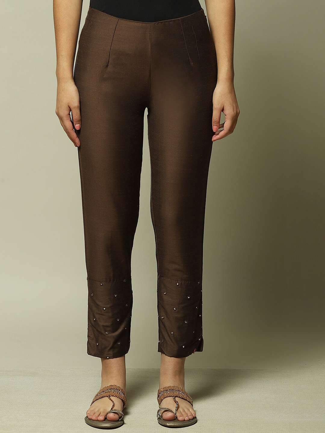 

Biba Women Relaxed Slim Fit Regular Trousers, Brown