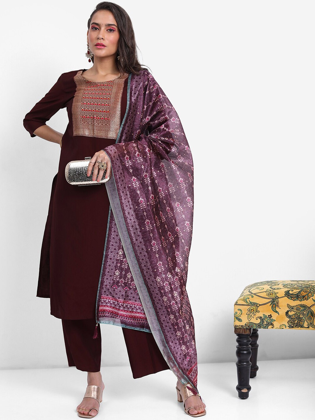 

Vishudh Burgundy Ethnic Motifs Regular Kurta With Palazzos & Dupatta