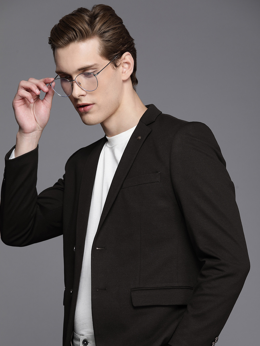 

Allen Solly Self Design Textured Single-Breasted Smart Casual Blazer, Brown