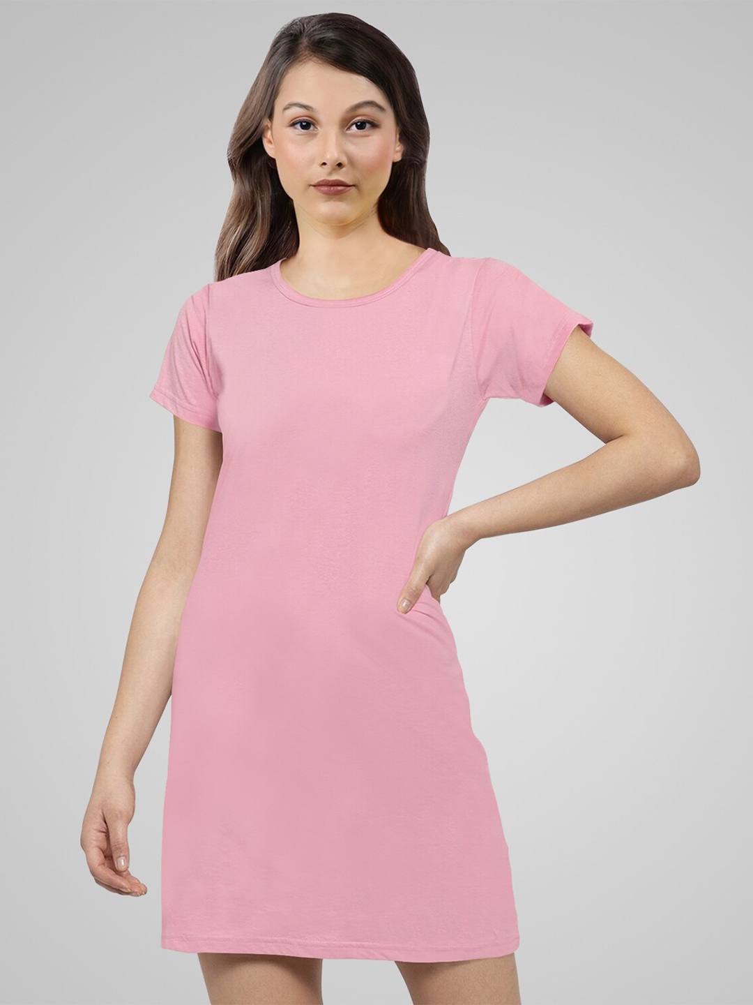

Pootlu Women Pink Pockets T-shirt