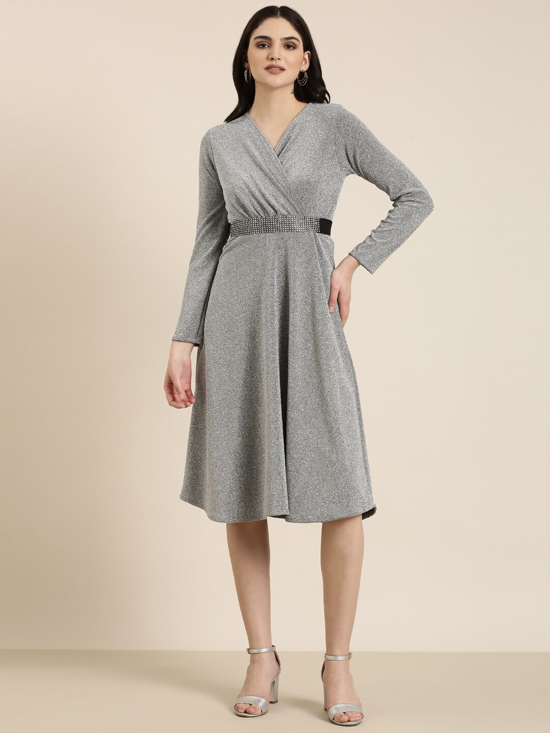 

SHOWOFF V-Neck Long Sleeves Warp Dress With Belt, Silver