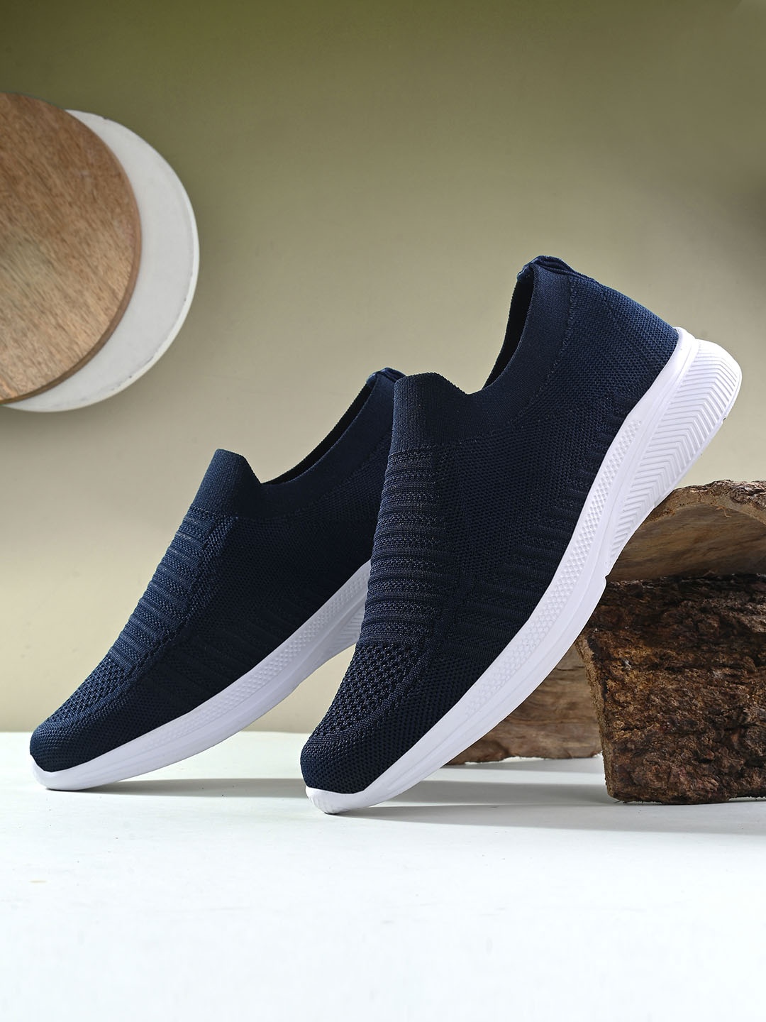 

San Frissco Men Ortholite Technology Running Shoes, Navy blue