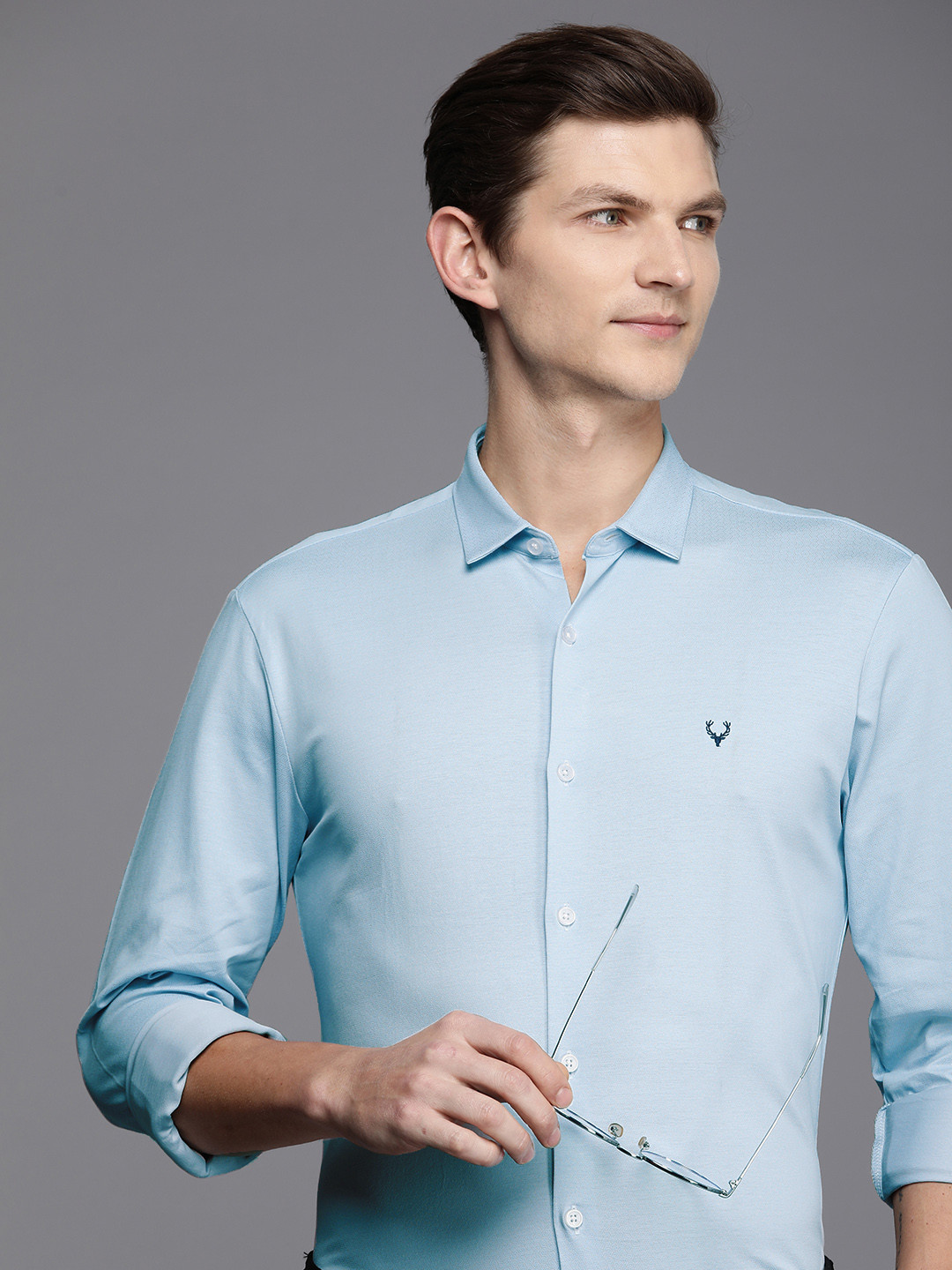 

Allen Solly Men Classic Slim Fit Pure Cotton Casual Shirt, Blue
