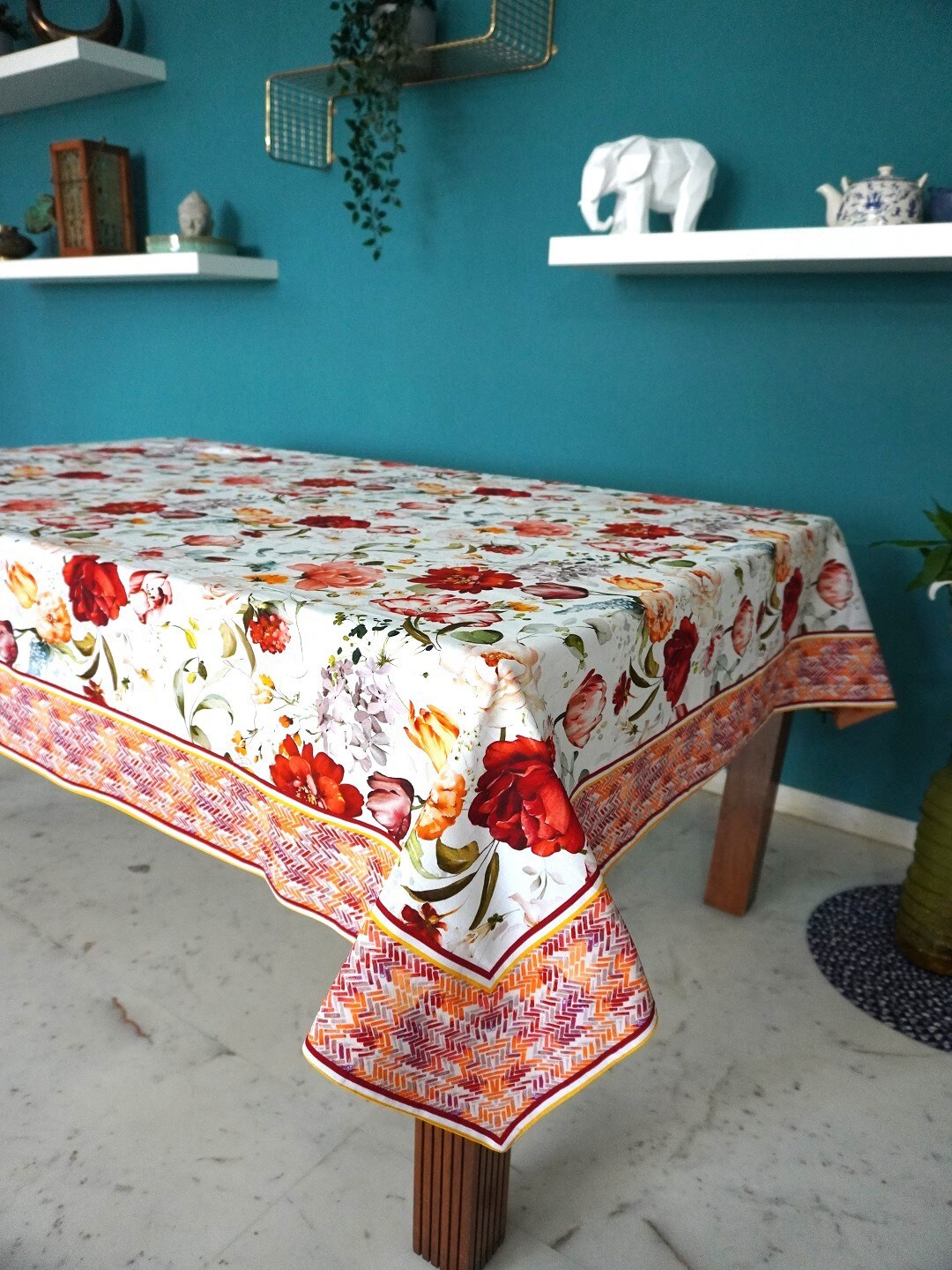

TARA- Sparkling Homes White & Orange Floral Printed Pure Cotton 4 Seater Table Cover