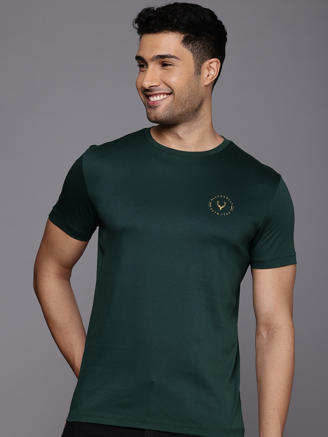

Allen Solly Pure Cotton Solid Slim Fit T-shirt, Green