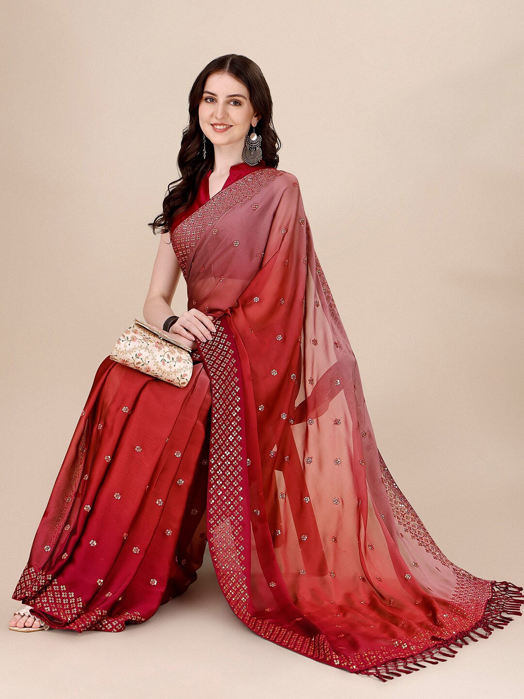 

Mitera Pink & Silver-Toned Floral Embroidered Sequinned Silk Blend Saree, Red