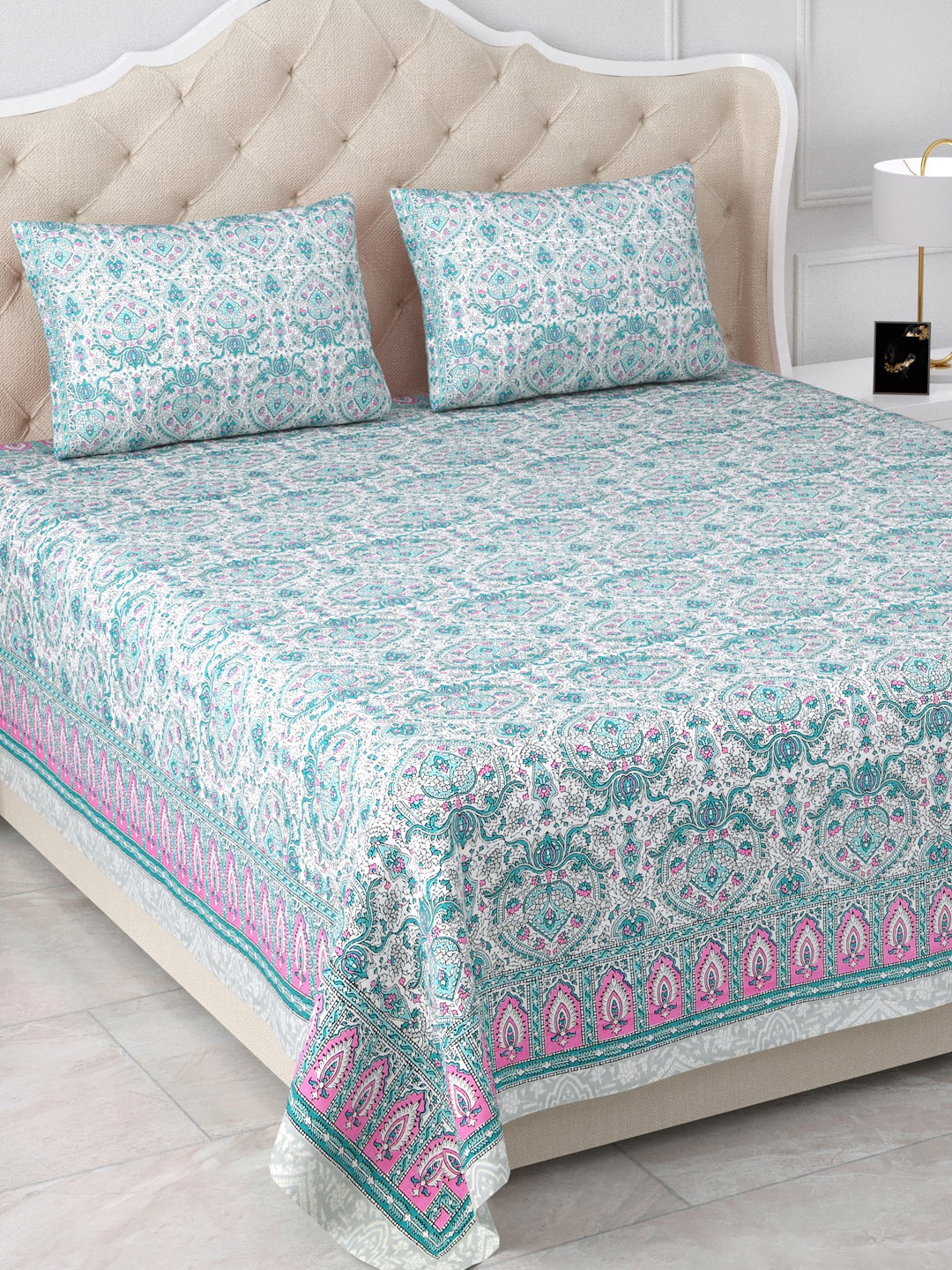 

Aapno Rajasthan Blue & White Printed 120 TC Cotton King Bedsheet & 2 Pillow Covers