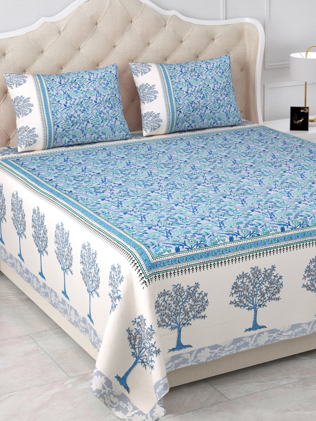 

Aapno Rajasthan Blue & White Printed 120 TC Cotton King Bedsheet & 2 Pillow Covers