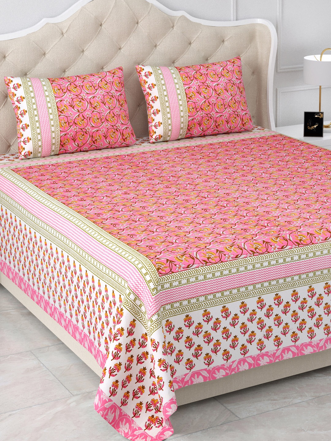

Aapno Rajasthan Jaipuri Pink & Green Floral 120 TC Cotton King Bedsheet & 2 Pillow Covers