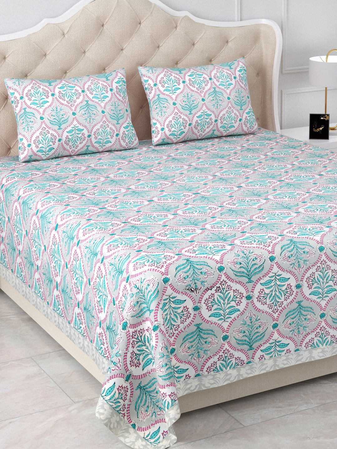

Aapno Rajasthan Jaipuri Grey Floral 120 TC Cotton King Bedsheet & 2 Pillow Covers